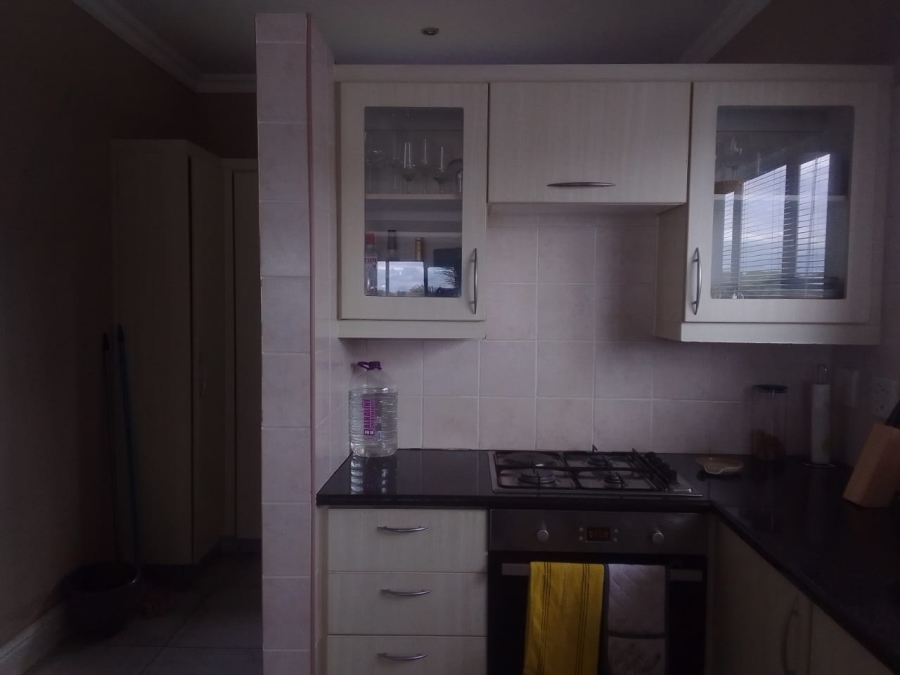 To Let 4 Bedroom Property for Rent in Nahoon Eastern Cape